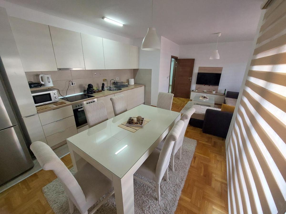 Apartment Gelic Family Kumanovo Exteriör bild