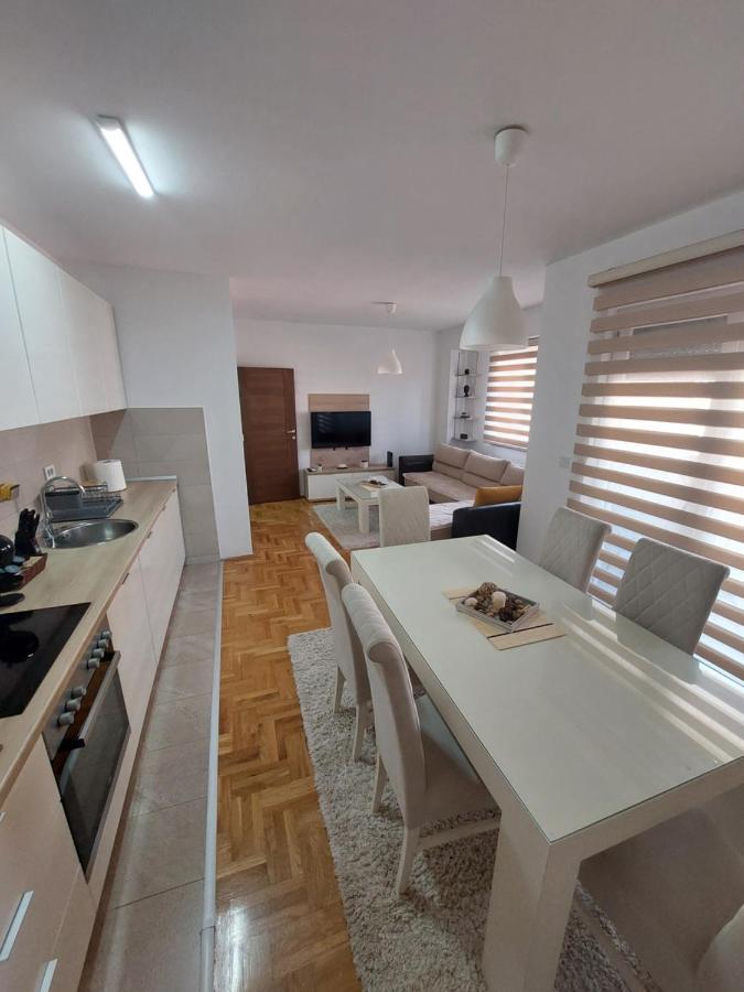 Apartment Gelic Family Kumanovo Exteriör bild